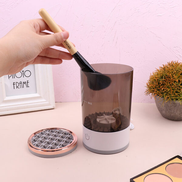 Portable Electric Makeup Brush Cleaner Machine With USB Charging Automatic Cosmetic Brush,Women Eye Shadow Brush Cleaning Tool - Image 6